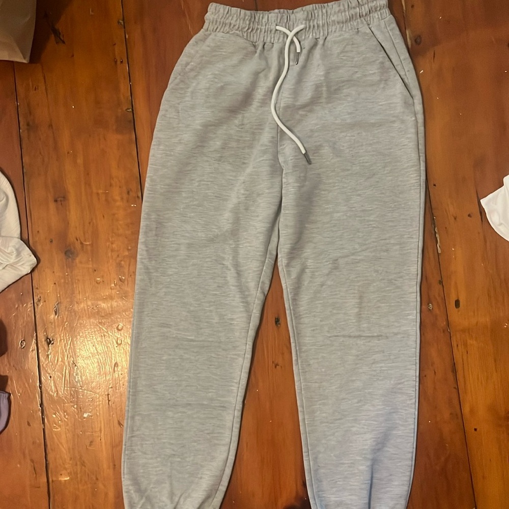 Amazon gray sweatpants